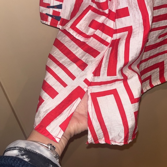 Multiples size XL maternity top in red and white, nautical theme / preowned - Picture 6 of 7